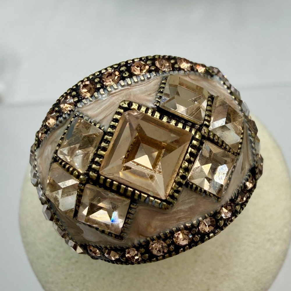 👍50%off Heidi Daus Enamel Apricot and Champagne Ring. #415R